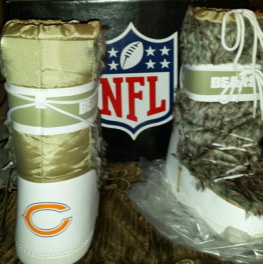 Boots - Picture 3 of 7